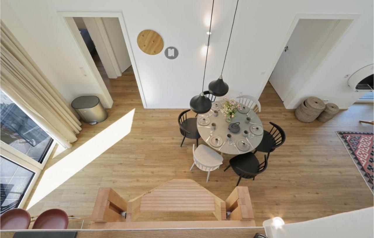 Amazing Home In Lembruch-Duemmer See With Kitchen Экстерьер фото